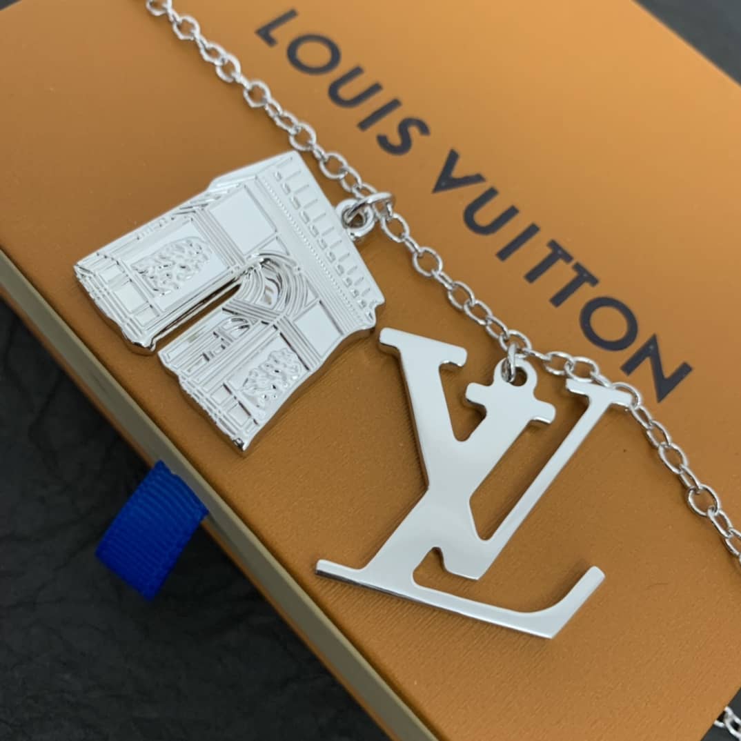 Best L0vis Vvtt0n Classic Necklace