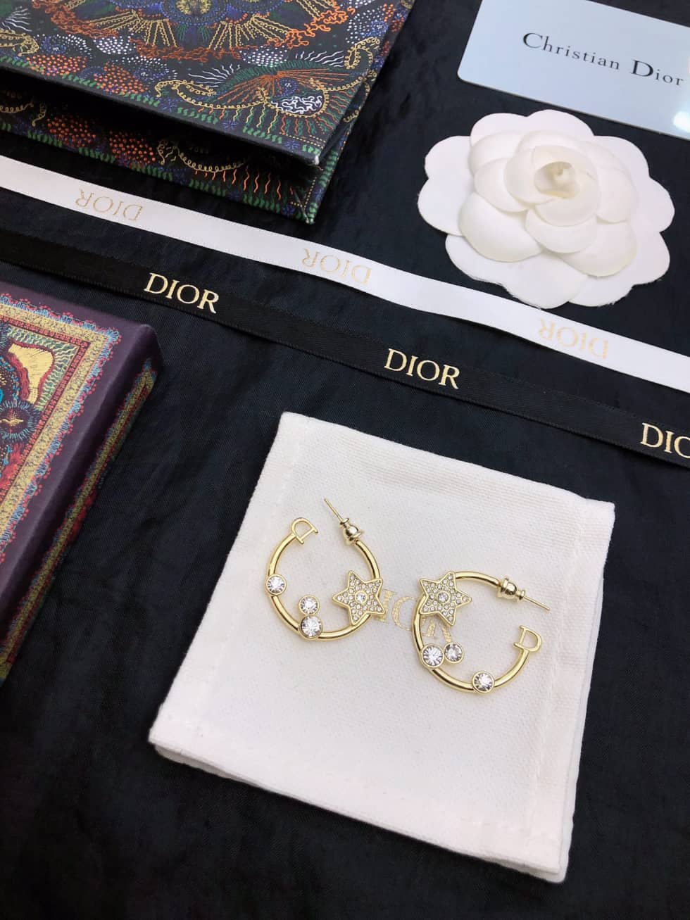 7 Star Chr1st1an D10r Earring