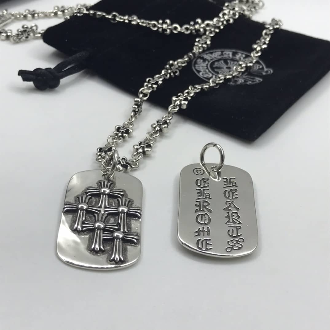 Replica Ch*0me He**ts Necklace