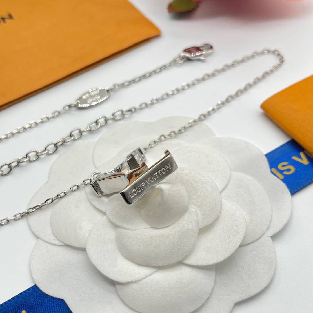 Cheap L0vis Vvtt0n Necklace