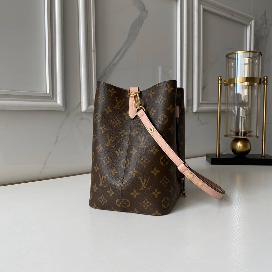 L0vis Vvtt0n Neo Noe Monogram Replica Drawstring Bag Rose M44022