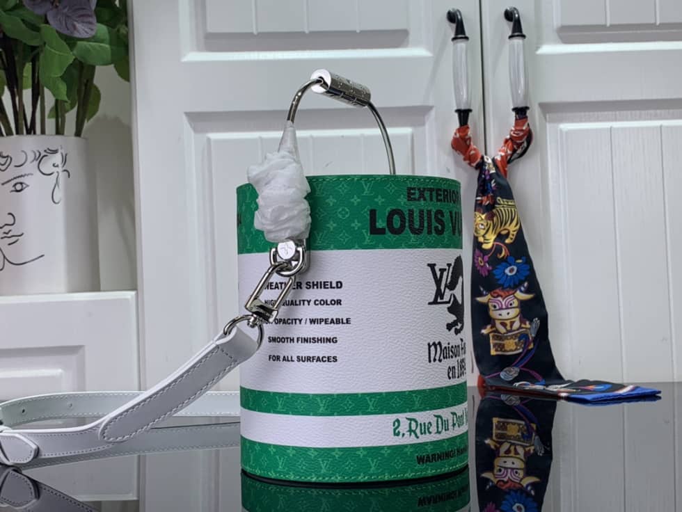 L0vis Vvtt0n Paint Can Small Green M81592 Replica Bucket Bag