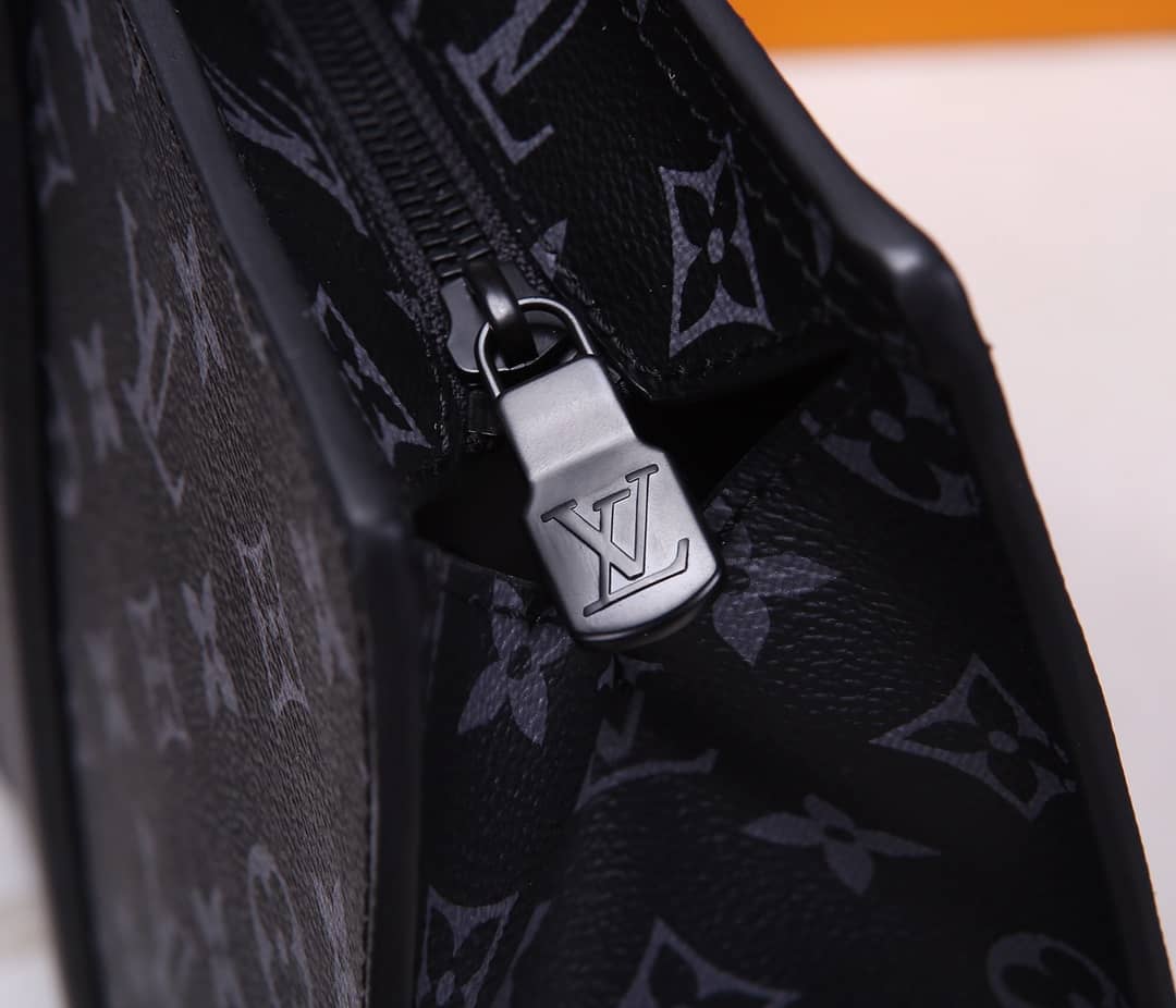 L0vis Vvtt0n Sac Plat Horizontal Zipper Replica Shoulder Bag M45265