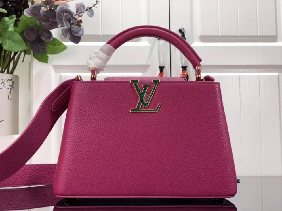 L0vis Vvtt0n Capucines BB Rose M59066 Replica Shoulder Bag