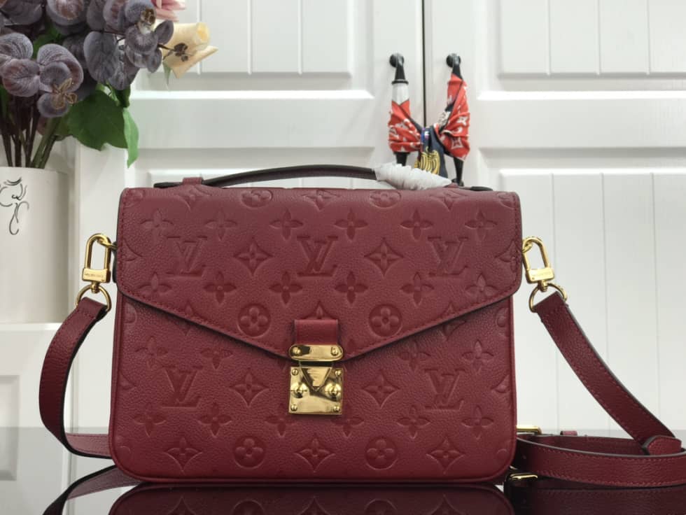 L0vis Vvtt0n Pochette Metis Marine Leather Red M44071 Replica Shoulder Bag