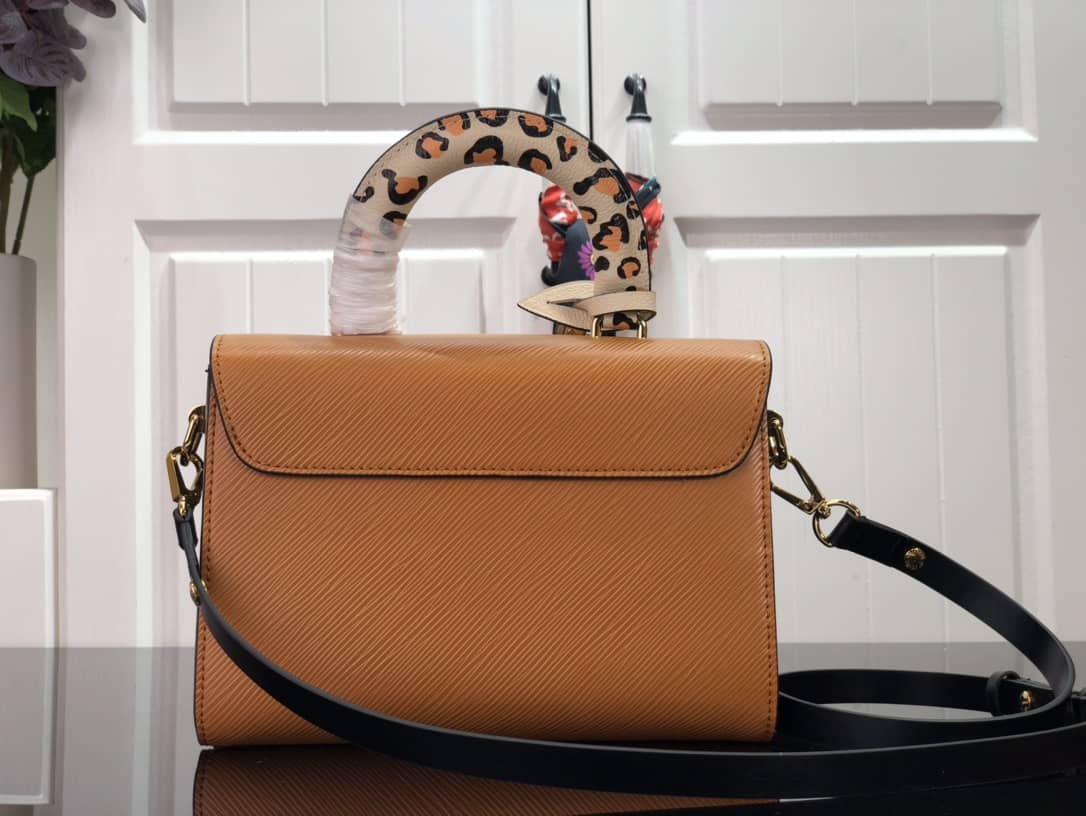 L0vis Vvtt0n Twist MM Epi Grained Leather Replica Bag M58689