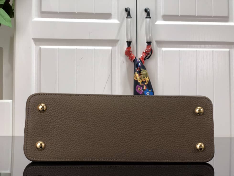 L0vis Vvtt0n Capucines MM Brown M59516 Replica Shoulder Bag