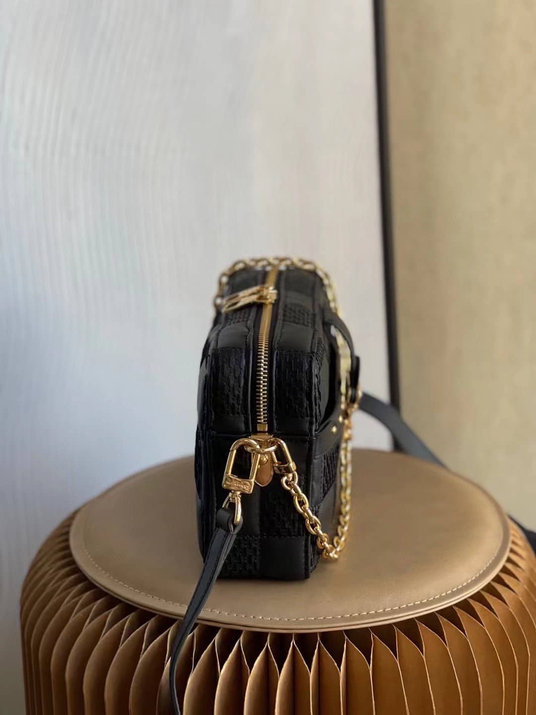 L0vis Vvtt0n Troca PM Black M59116 Replica Crossbody Bag