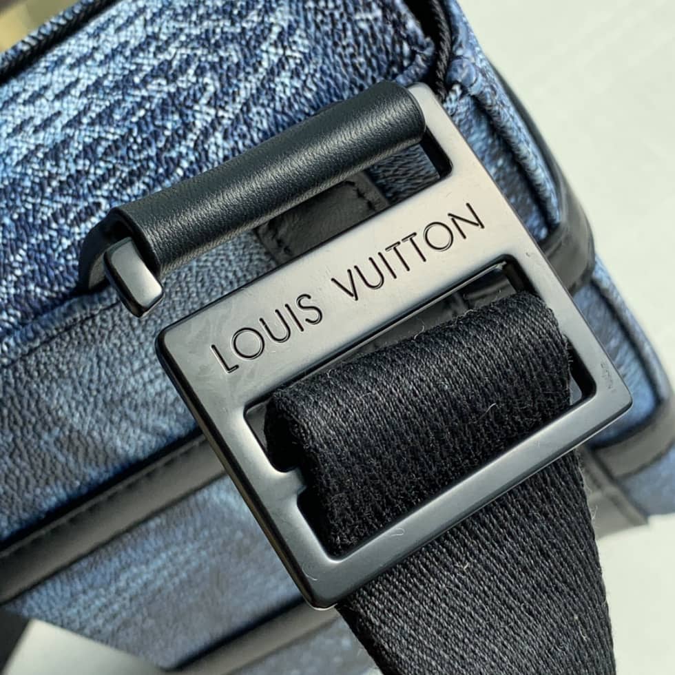 L0vis Vvtt0n Trunk Slingbag Damier Salt Marine N50061 Replica Shoulder Bag