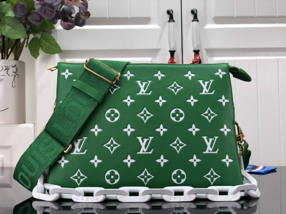 L0vis Vvtt0n Coussin PM Green M20760 Replica Shoulder Bag