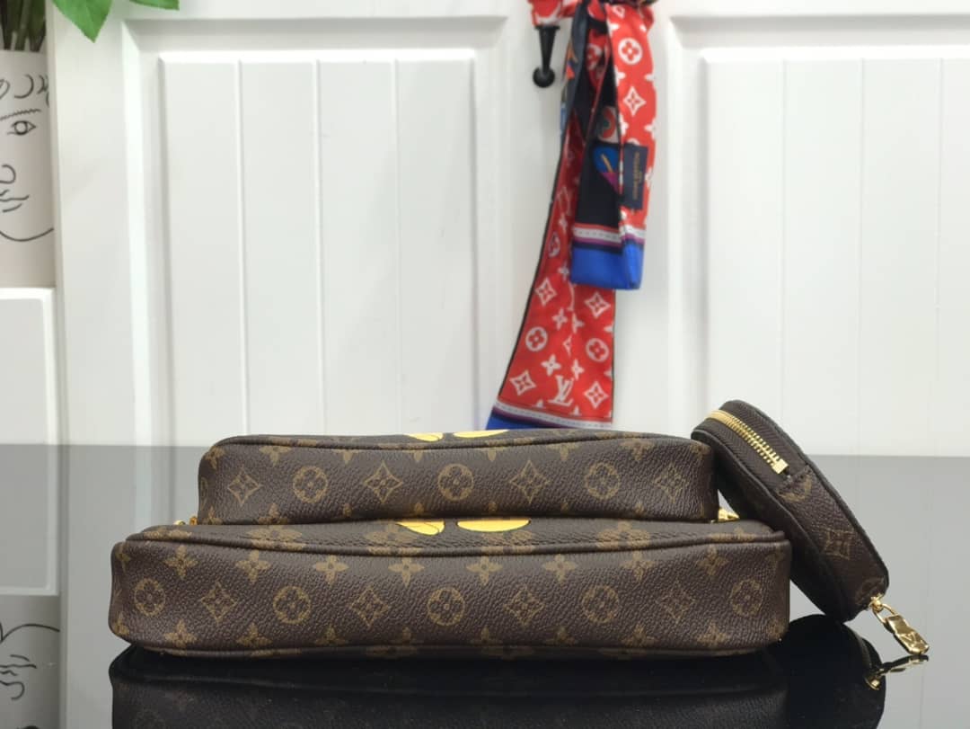 L0vis Vvtt0n Monogram Canvas Multi Pochette Replica Brown M44823