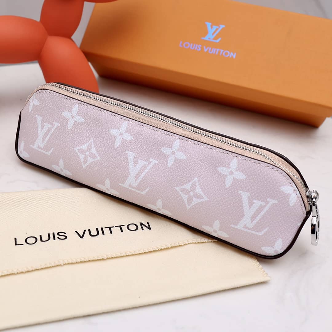 L0vis Vvtt0n Pencil Pouch Elizabeth Monogram Canvas Replica Pink GI0009