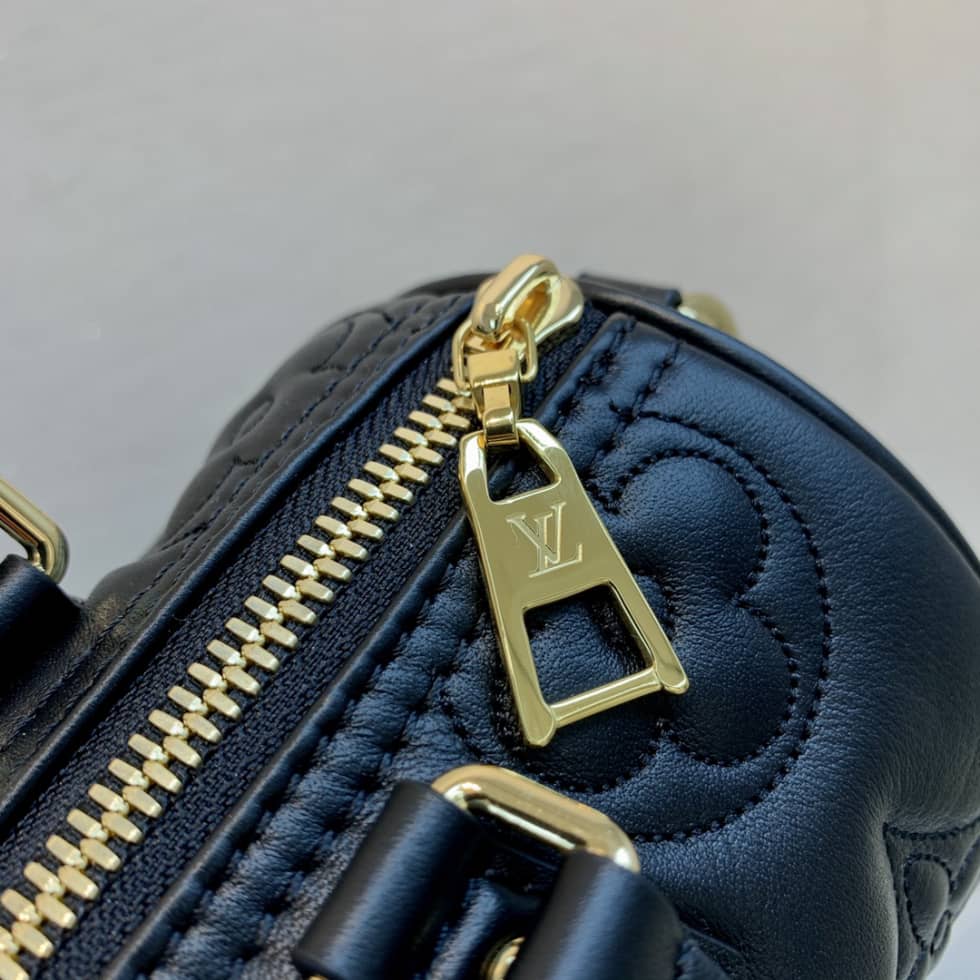 L0vis Vvtt0n Papillon BB Black M59800 Replica Shoulder Bag