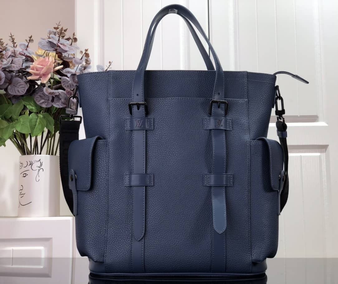 L0vis Vvtt0n Flight Taurillon Leather Messenger Bag Replica M58493