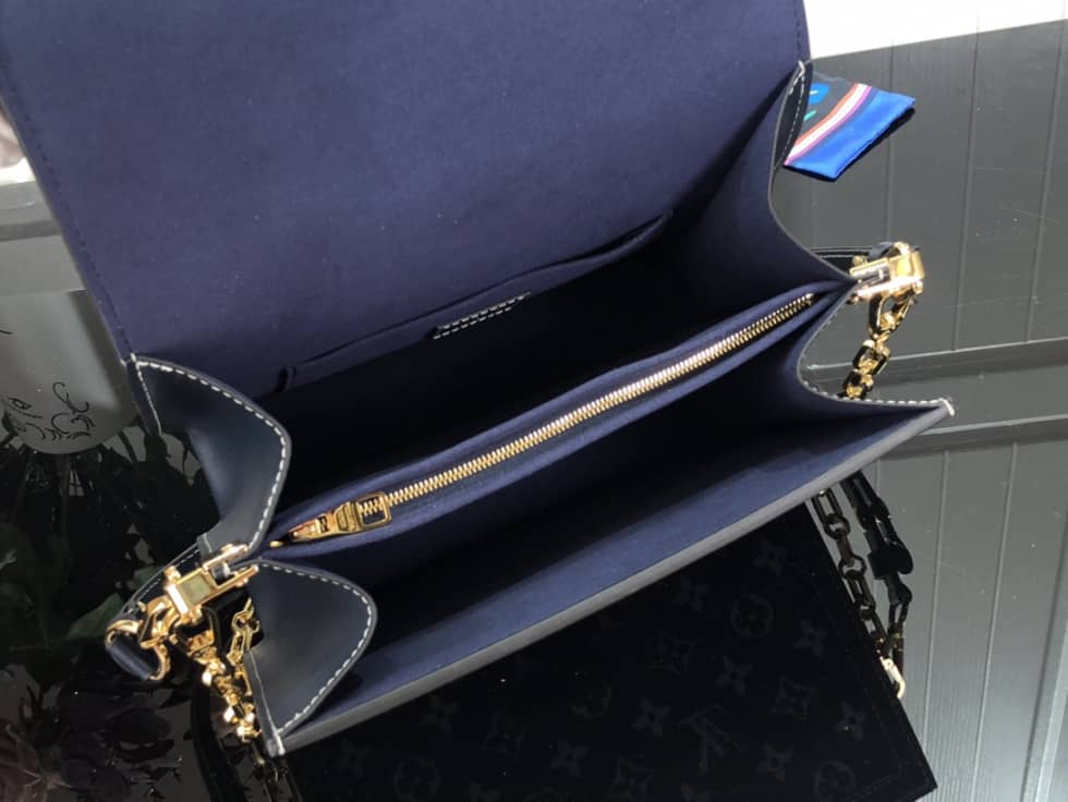L0vis Vvtt0n Dauphine MM Denim Leather M59631 Replica Shoulder Bag