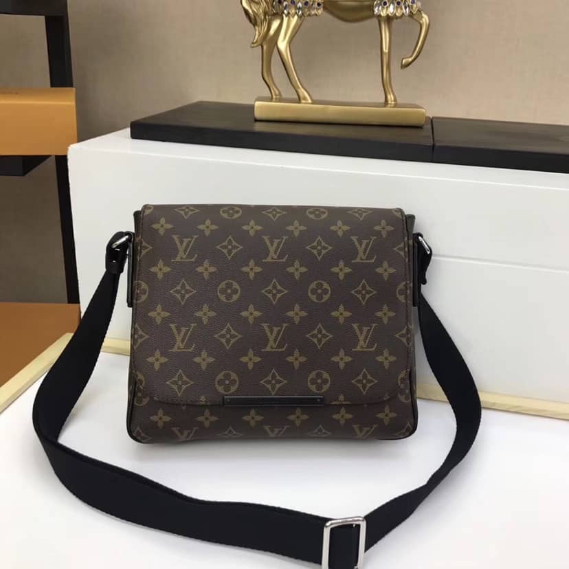 L0vis Vvtt0n Monogram Macassar Canvas District PM Replica Shoulder Bag M40935