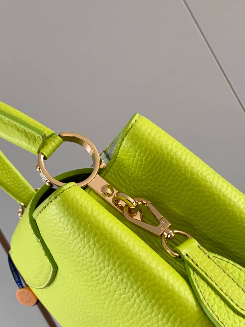 L0vis Vvtt0n Capucines BB Yellow M59468 Replica Shoulder Bag
