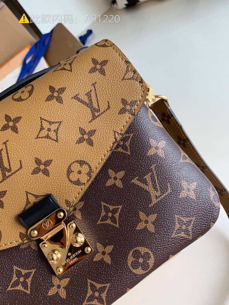 Best Replica L0vis Vvtt0n Pochette Metis Small Leather Crossbody Bag Replica M44876(ColaReps)