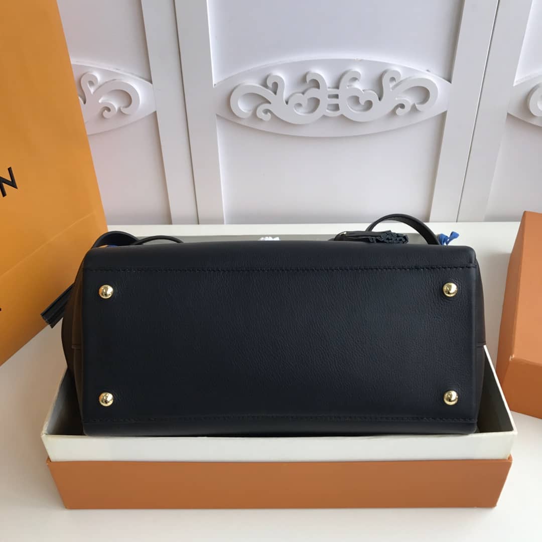 L0vis Vvtt0n Lockmeto Leather Tote Replica Black M54569