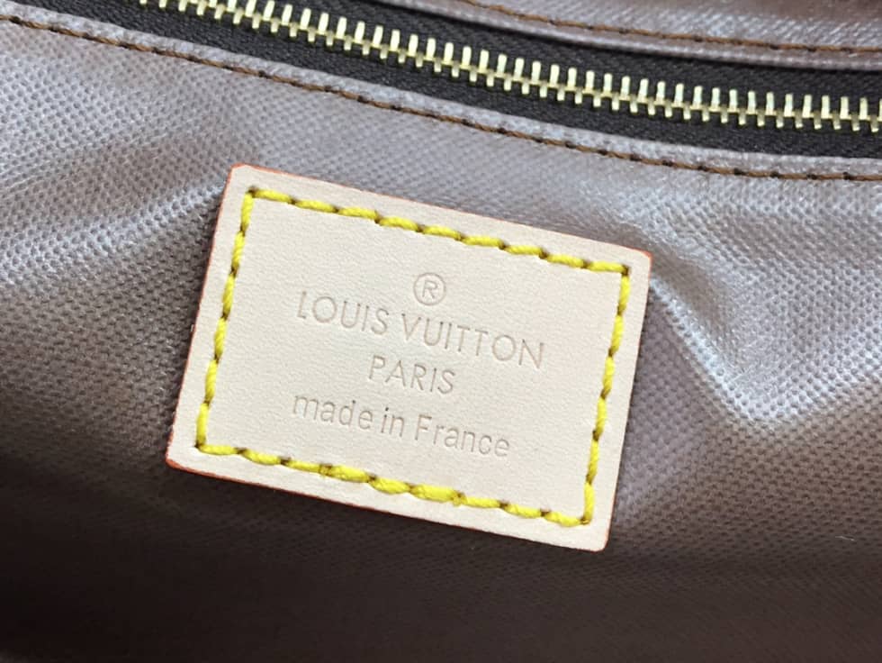 L0vis Vvtt0n King Size Toiletry Bag M47528 Replica