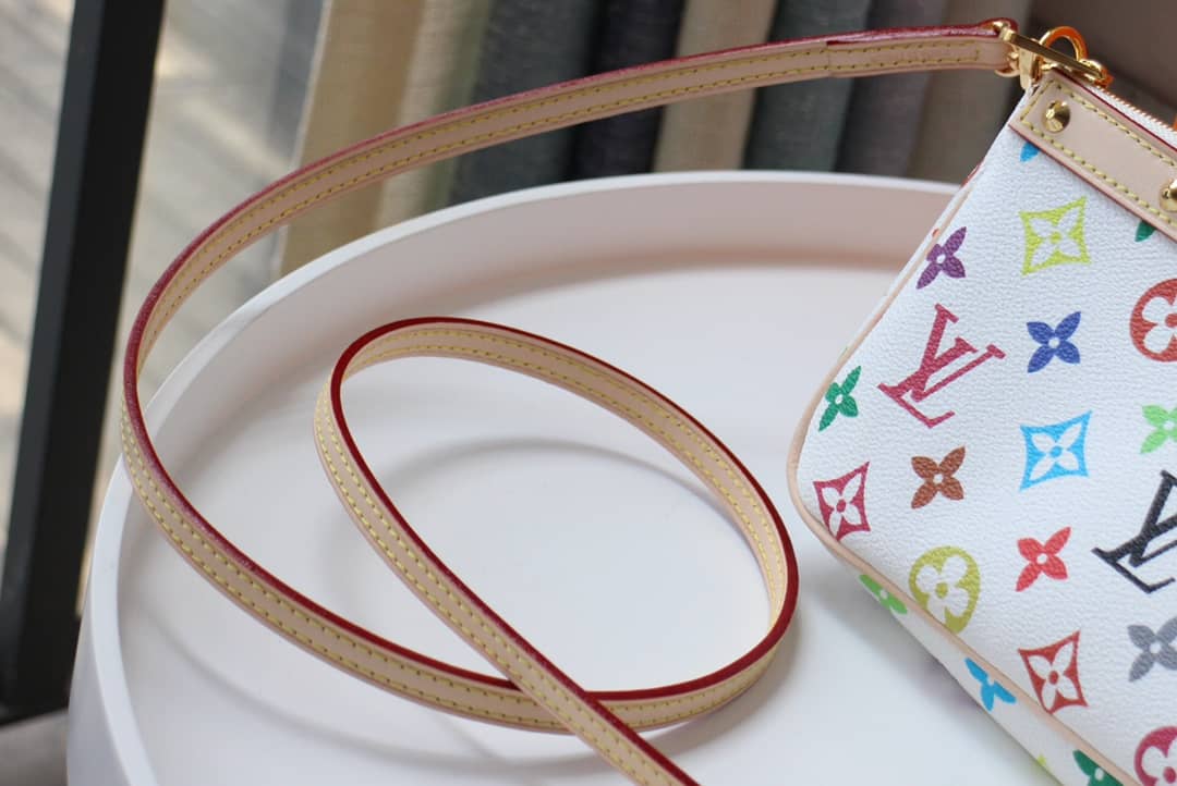 L0vis Vvtt0n Pochette Dupe Monogram Multi Accessoires  Pouch White M92649