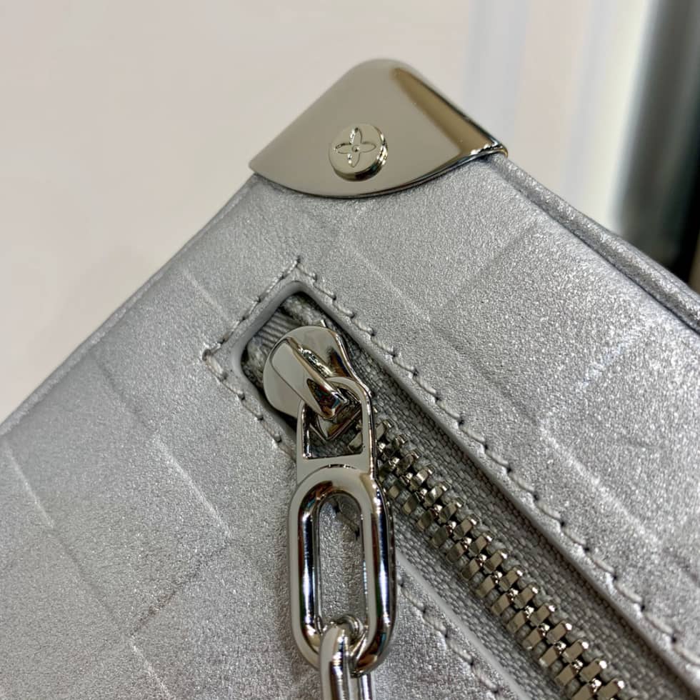 L0vis Vvtt0n Damier Mini Soft Trunk M59726 Replica Shoulder Bag