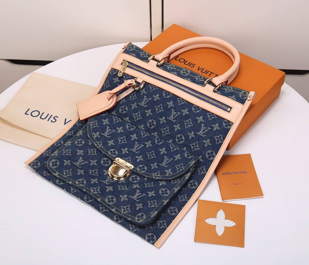 L0vis Vvtt0n Flat Shopper Monogram Tote Replica M95018