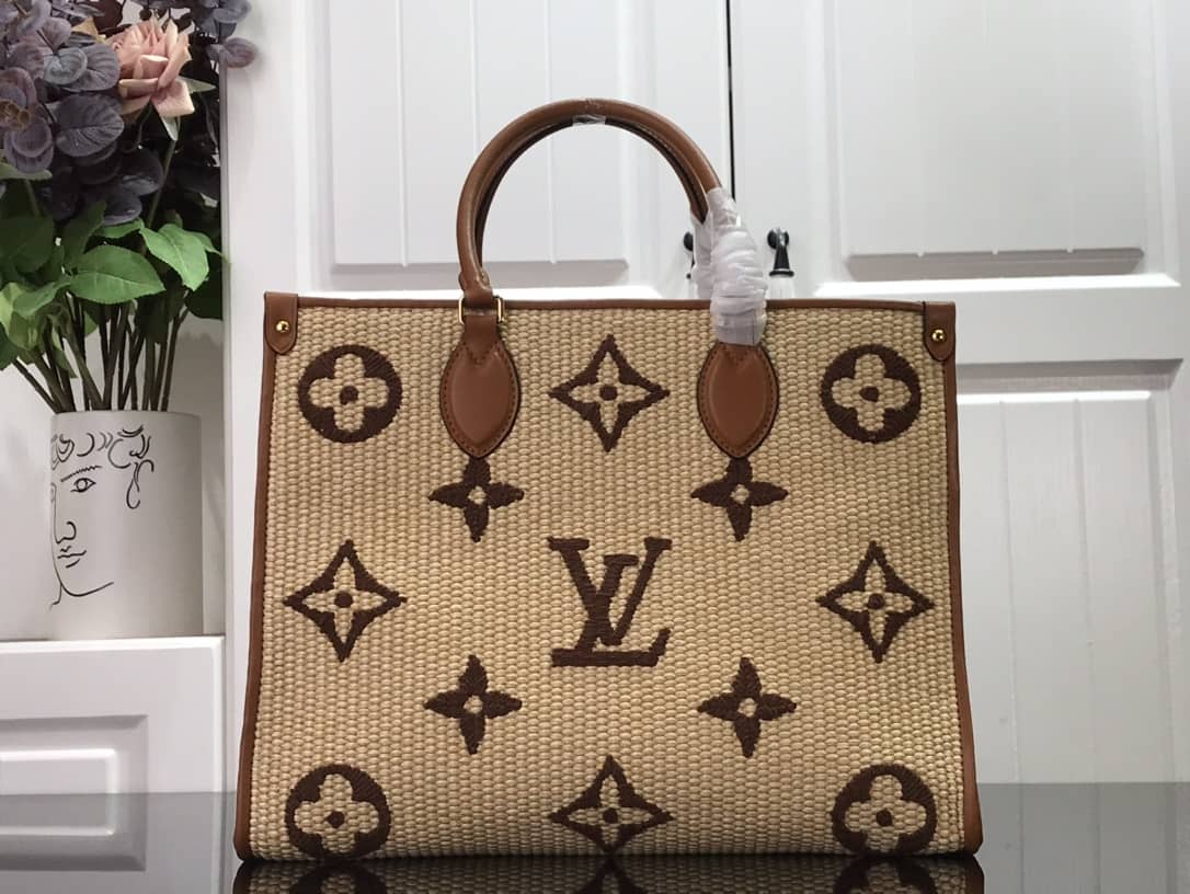 L0vis Vvtt0n Monogram OnTheGo MM Bag Replica Yellow M57723