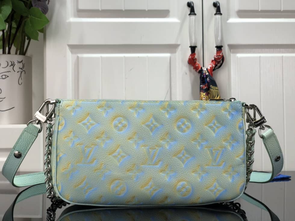 L0vis Vvtt0n Multi Pochette Accessoires Water Green M46180 Replica