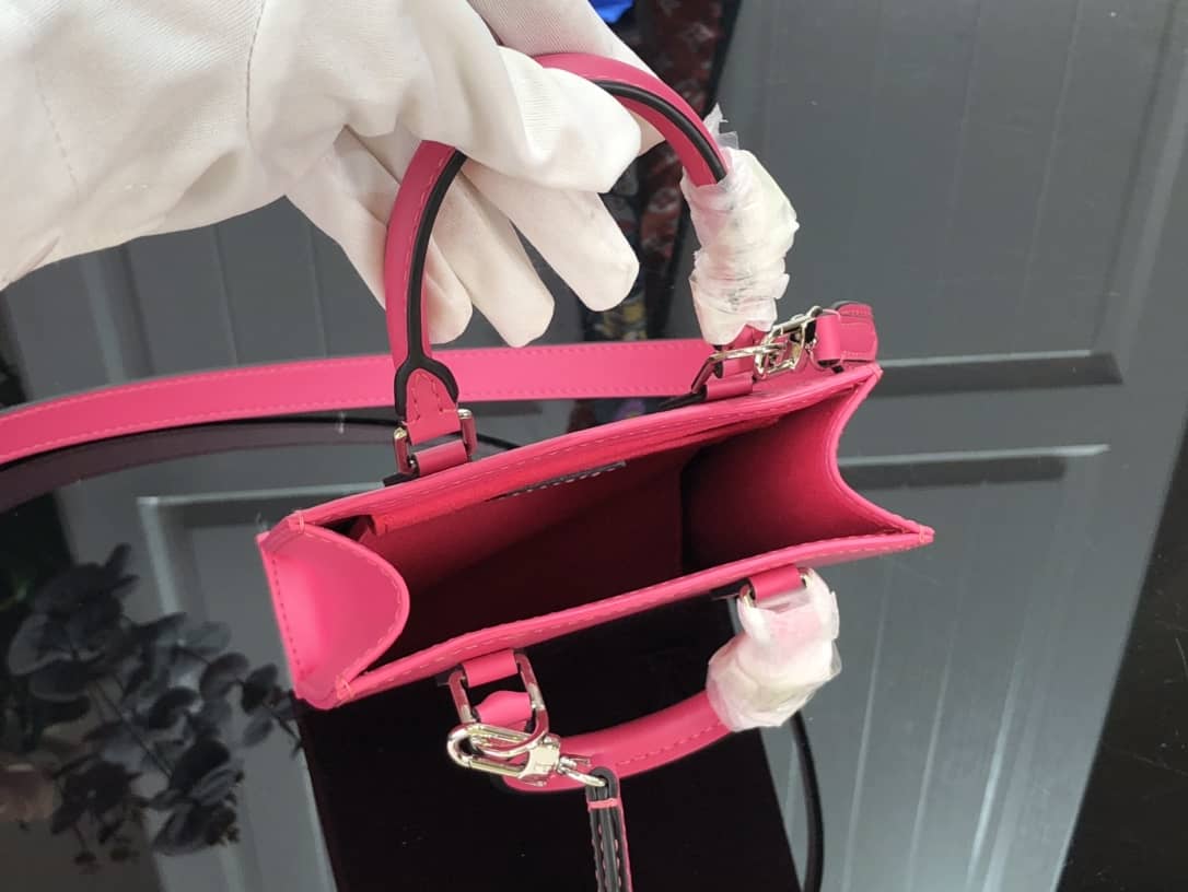 L0vis Vvtt0n Petit Sac Plat Flat Replica Shoulder Bag Pink M80169
