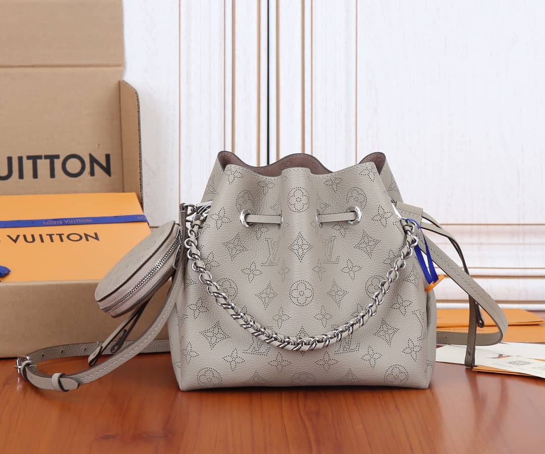 L0vis Vvtt0n Bella Leather Replica Shoulder Bag Gray M57070