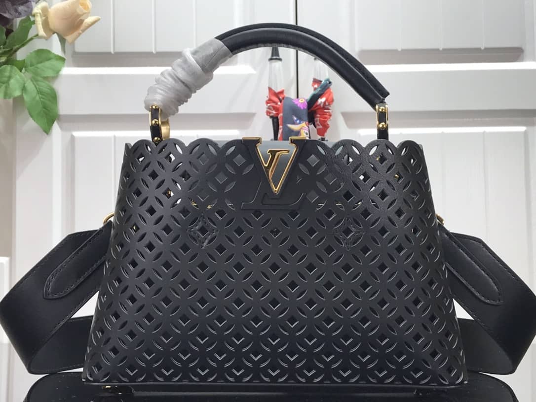 L0vis Vvtt0n Capucines BB Cutout Leather Bag Replica Black M57228