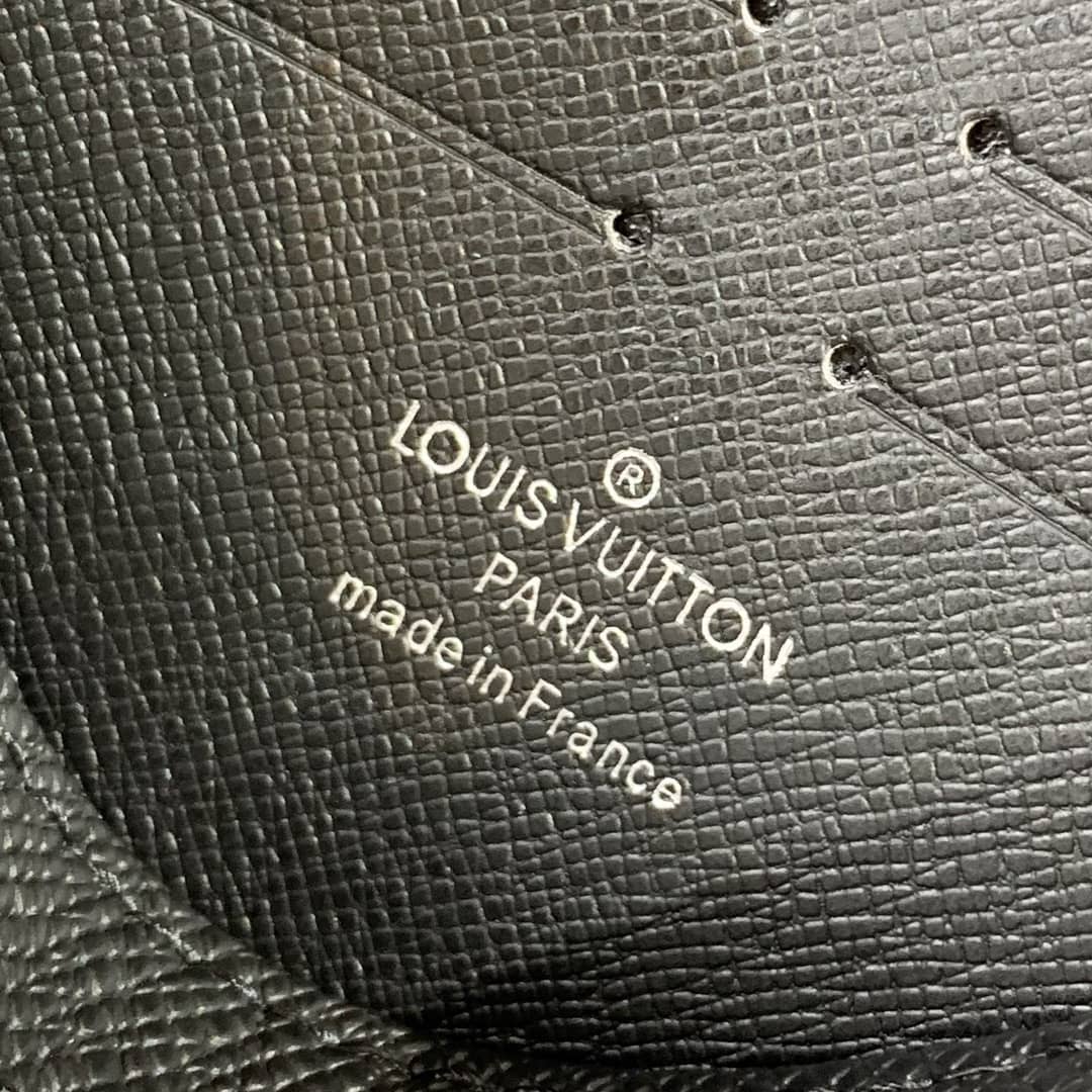 L0vis Vvtt0n Pochette Voyage MM Replica Handbag M30675
