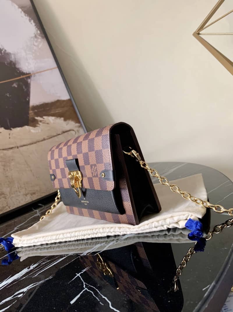 L0vis Vvtt0n Vavin Chain Wallet Replica Bag Black N60221