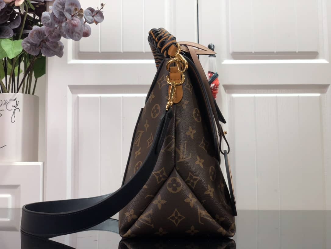 L0vis Vvtt0n Beaubourg MM Bag Monogram Canvas Replica M43953
