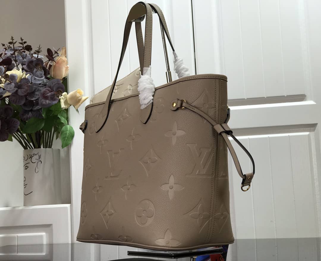 L0vis Vvtt0n Neverfull MM Monogram Empreinte Tourterelle Bag Replica Gray M45686