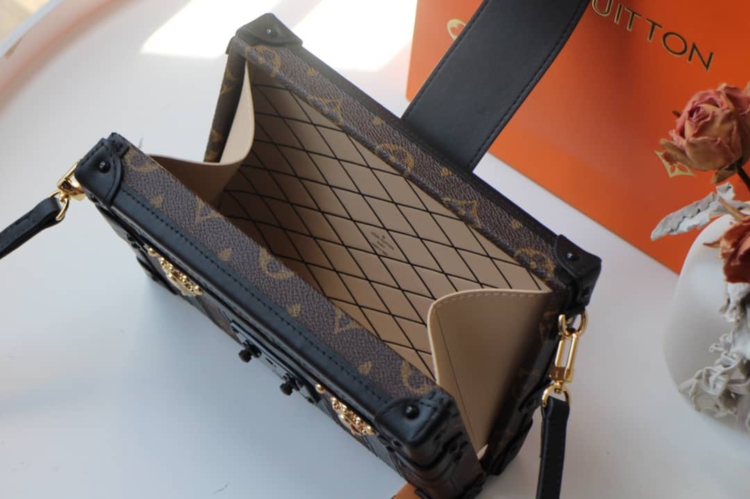 L0vis Vvtt0n Petite Malle Monogram Canvas Replica Bag Brown M40273
