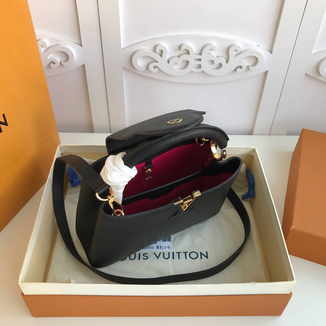 L0vis Vvtt0n Capucines MM Bag Replica Black M48864