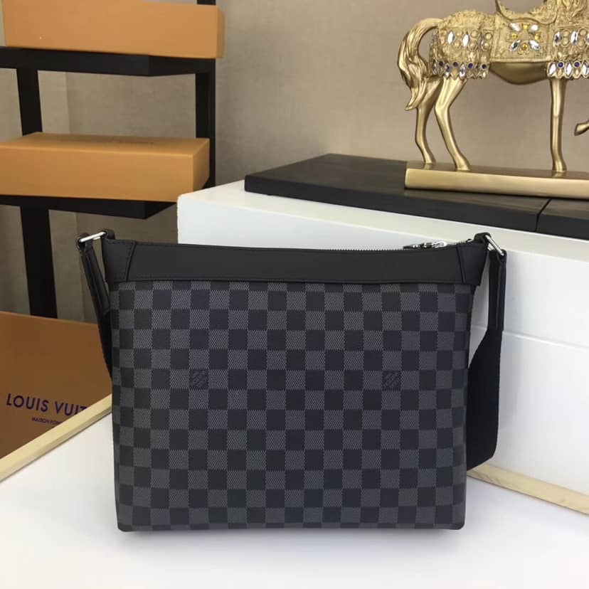L0vis Vvtt0n Mick PM Crossbody Bag Replica Black N40003