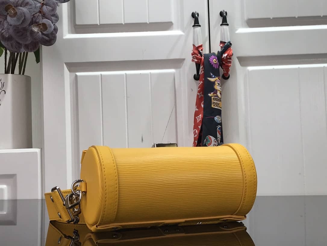L0vis Vvtt0n Papillon Trunk Monogram Chain Replica Crossbody Bag Yellow M57835