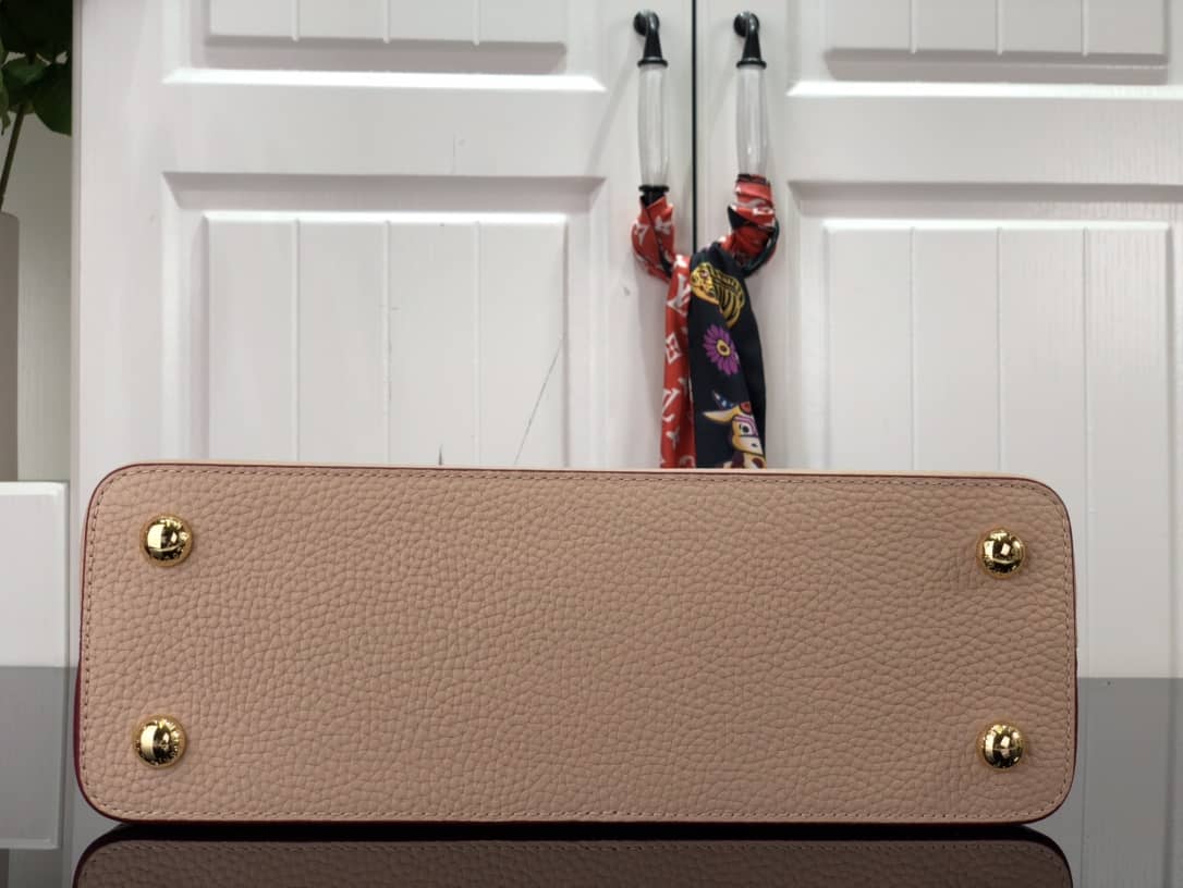 L0vis Vvtt0n Capucines MM Replica Bag M58608