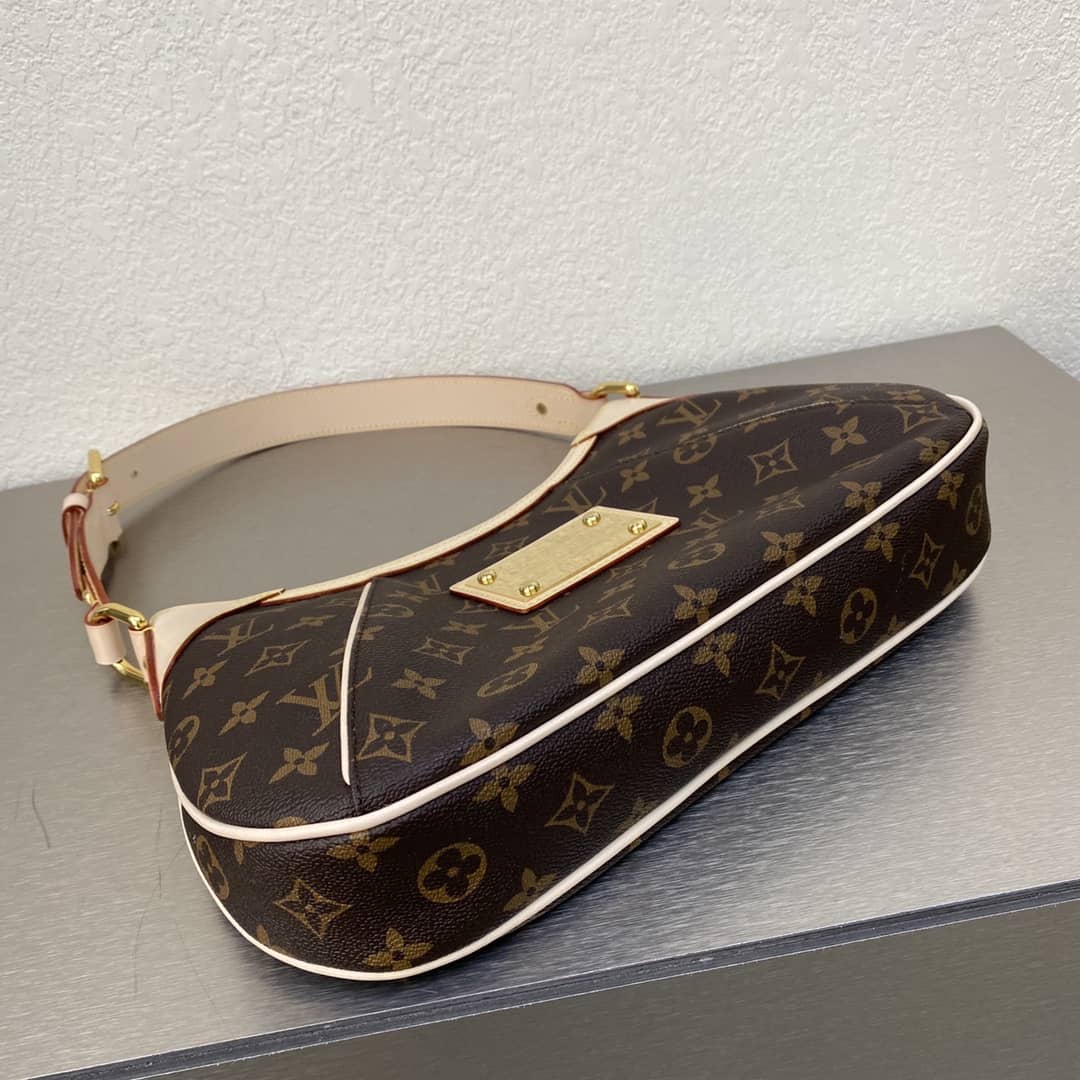 L0vis Vvtt0n Thames Monogram Canvas PM Replica Handbag