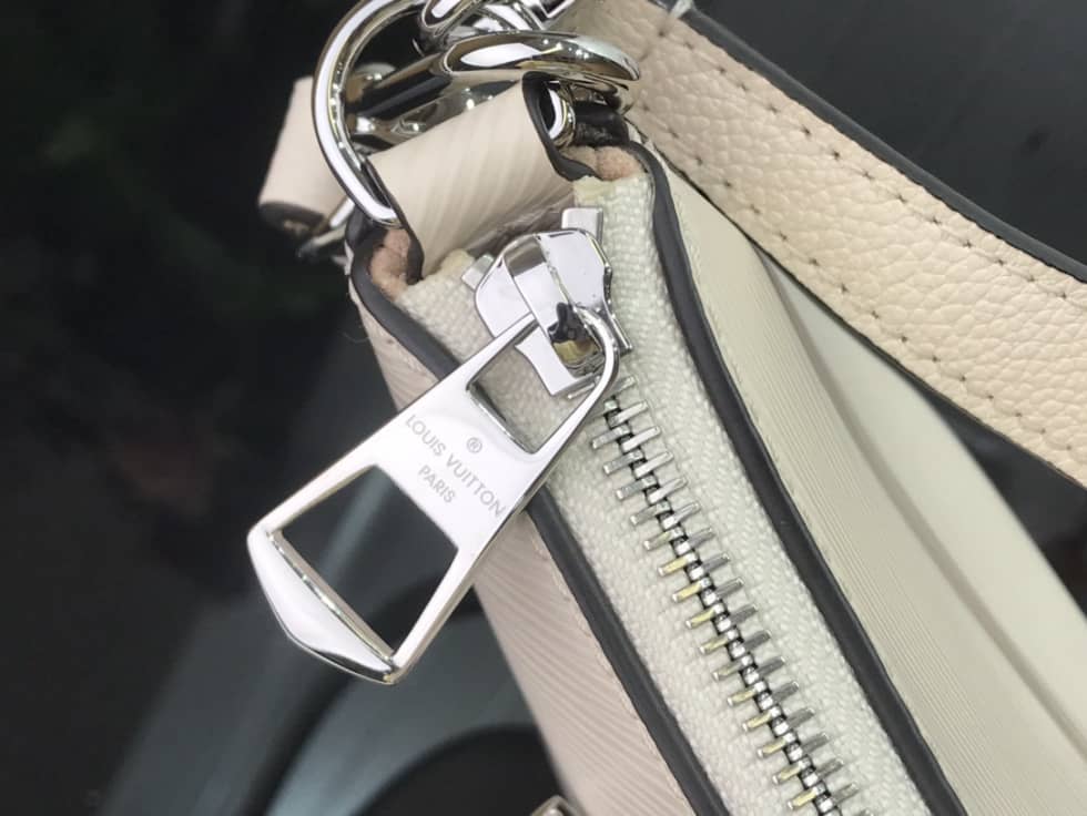 L0vis Vvtt0n Epi Marelle 2way Leather M80688 Replica Shoulder Bag