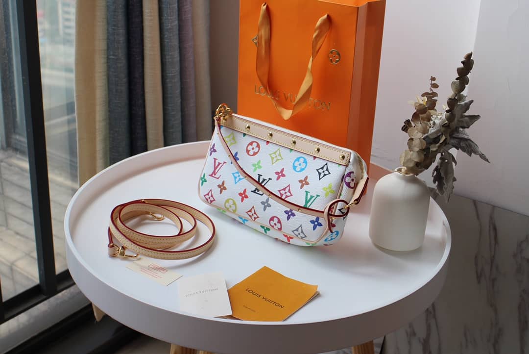 L0vis Vvtt0n Pochette Dupe Monogram Multi Accessoires  Pouch White M92649