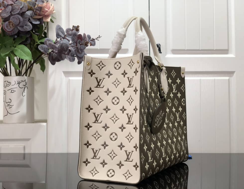 L0vis Vvtt0n OnTheGo MM Empreinte M46060 Replica Tote