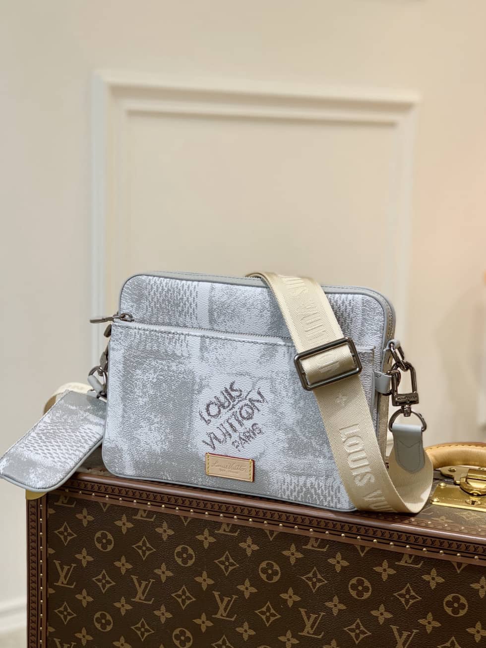 L0vis Vvtt0n Trio Damier Salt Stone Grey N50068 Replica Messenger Bag