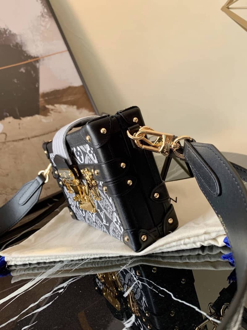 L0vis Vvtt0n Since 1854 Petite Malle Replica Bag Black M57212