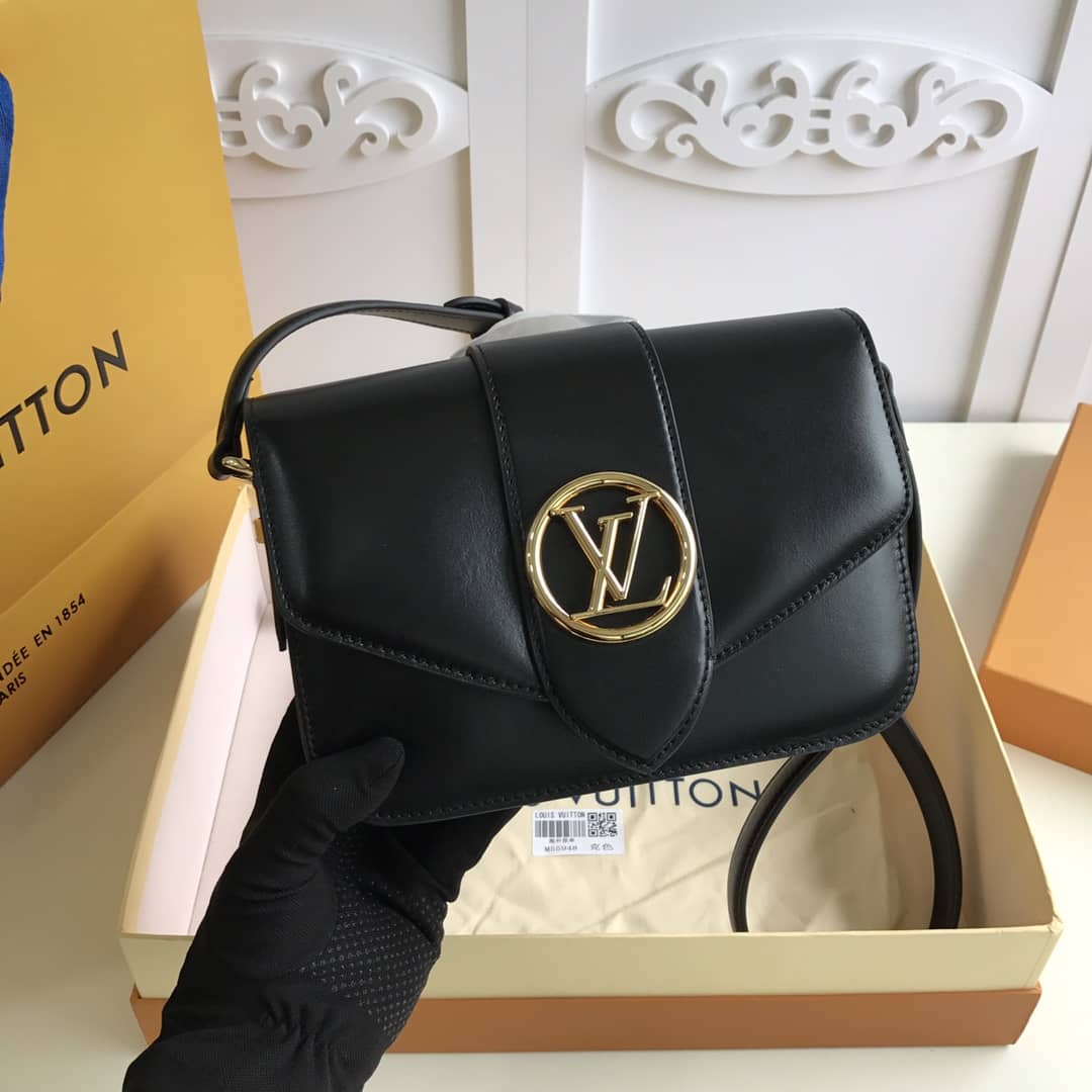 L0vis Vvtt0n Pont9 Neuf Leather Replica Shoulder Bag Black M55948