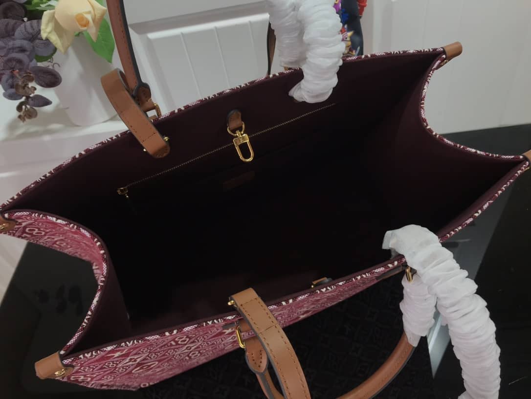 L0vis Vvtt0n On the Go GM Since 1854 Tote Replica Red M57207