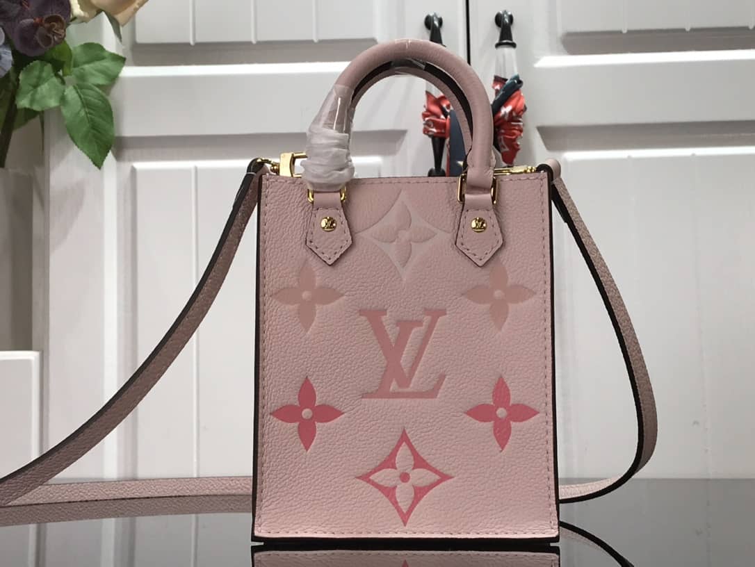 L0vis Vvtt0n Monogram Petit Sac Plat Bag Replica Pink M80449